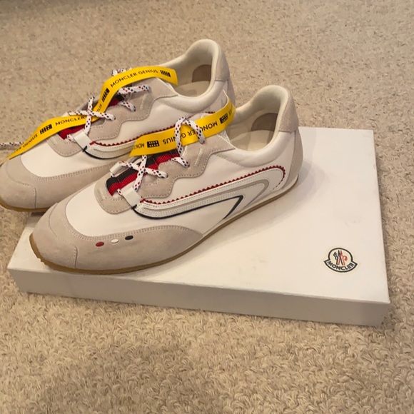 Moncler Sneaker NWT - Picture 1 of 8